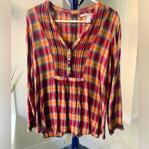 American Rag Plaid  Long Sleeve V- Neck, Full Snap back Peasant shirt Sz M